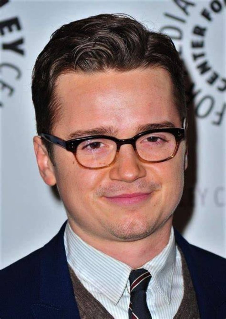 Dan Byrd Bio (Wiki) 