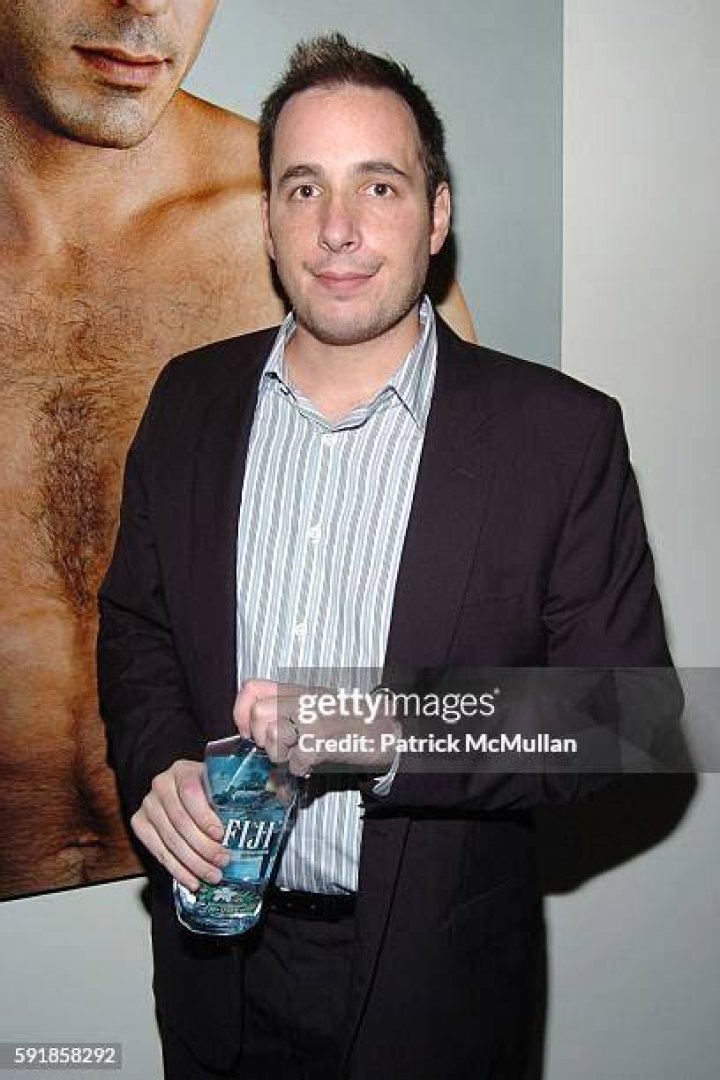 Dan Peres Bio (Wiki) 