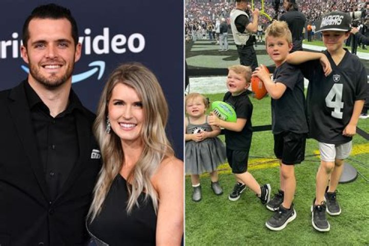 Derek Carr Siblings: David Carr, Darren Carr