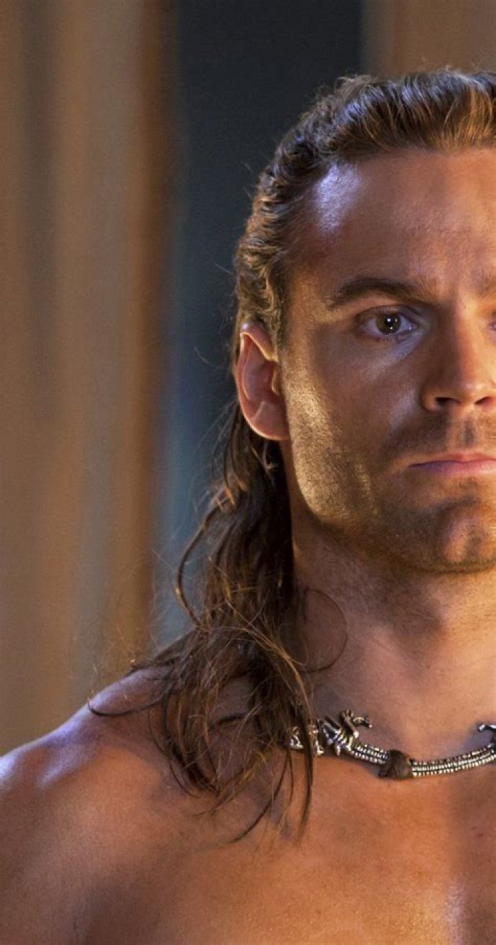 Dustin Clare Dustin Clare