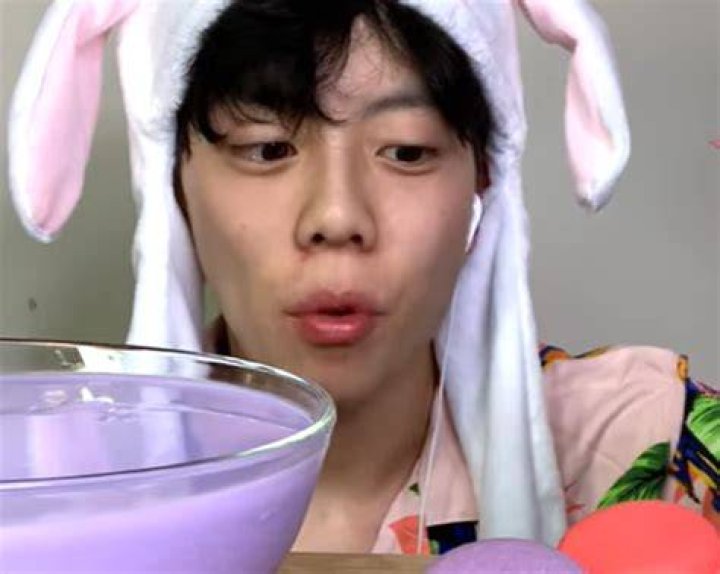 Eatingwdaniel - Age, Family, Bio