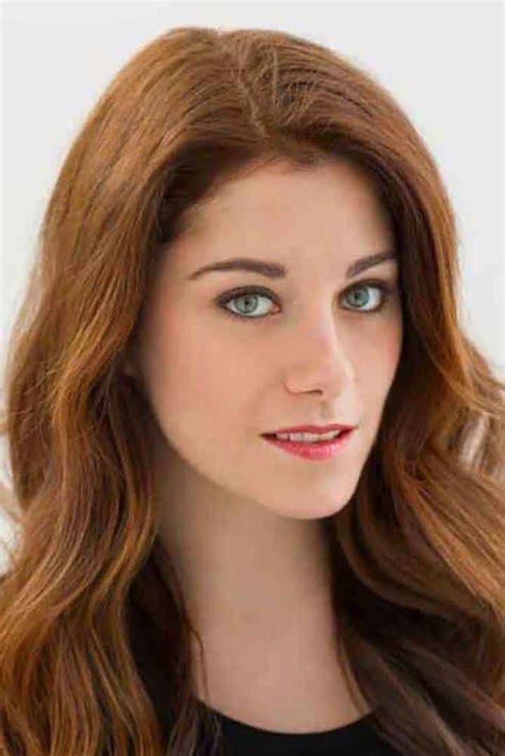 Elizabeth Alderfer Bio (Wiki) 