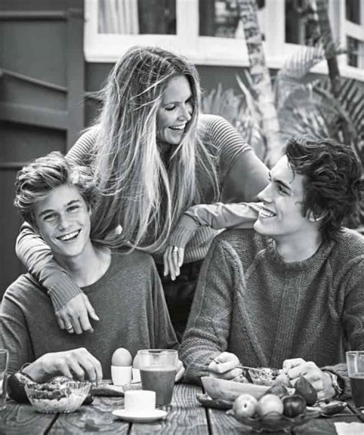 Elle Macpherson laughing with her sons