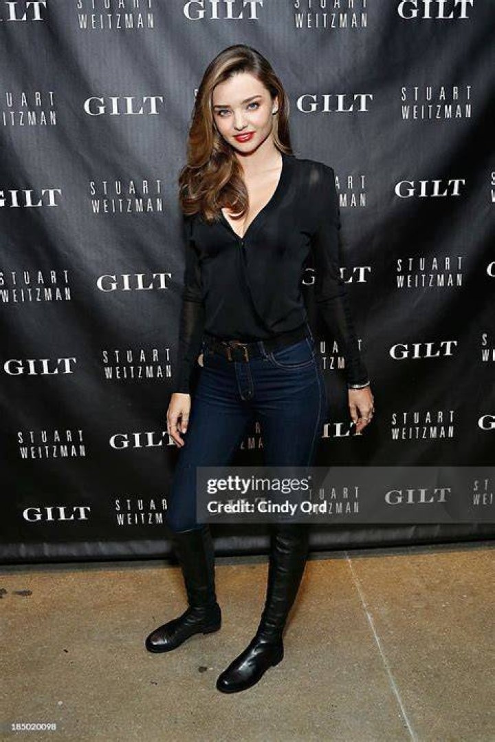 Gilt And Stuart Weitzman Celebrate The 5050 Boot 20th Anniversary