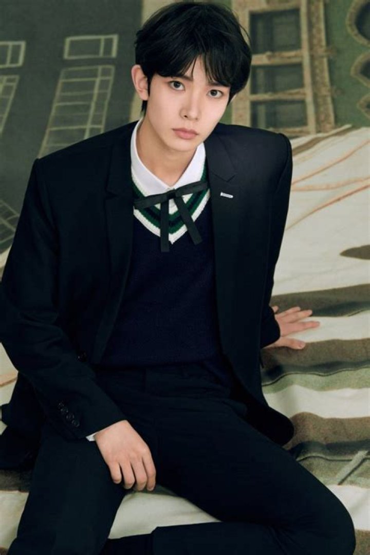 Heeseung Bio (Wiki) 