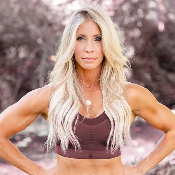 Heidi Powell Bio (Wiki) 