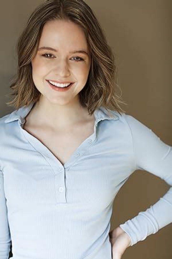 Izabela Vidovic Bio (Wiki) 