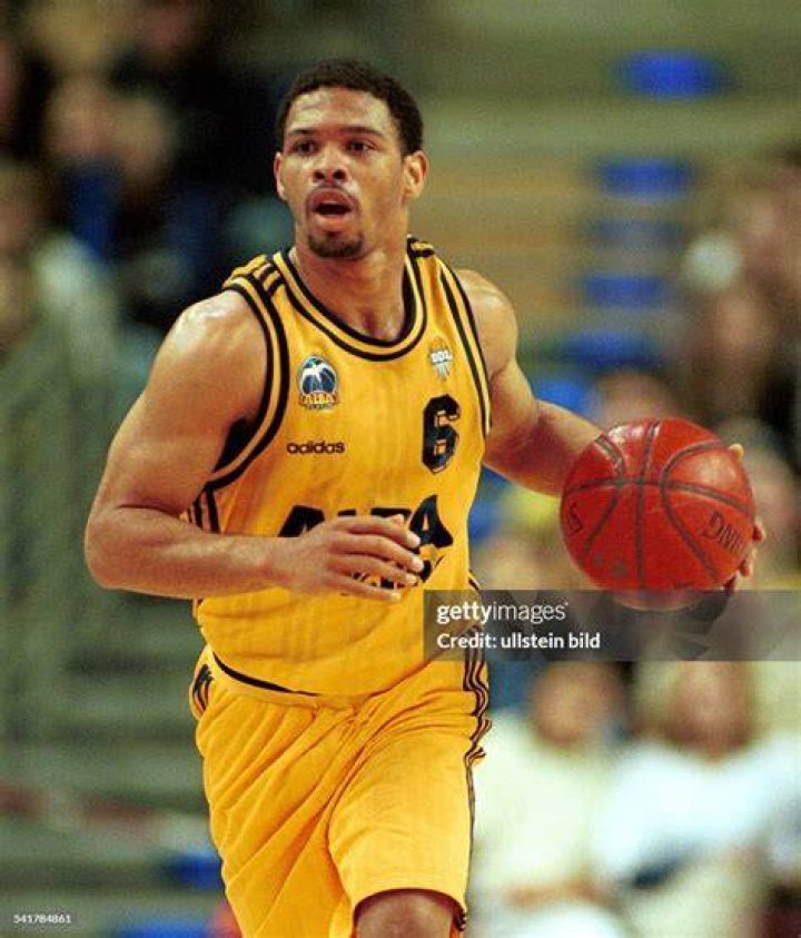 Kiwane Garris