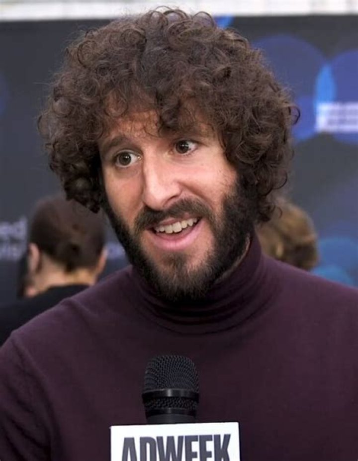 Lil Dicky's profile image.