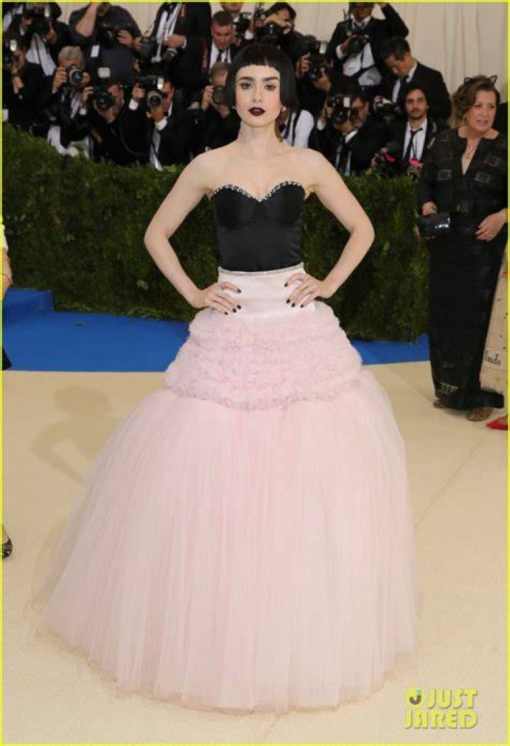 Lily Collins in 2017 Met