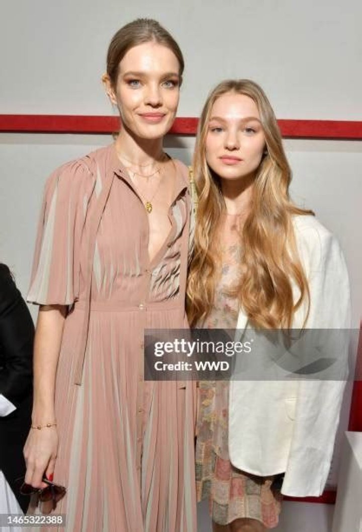  Neva Portman