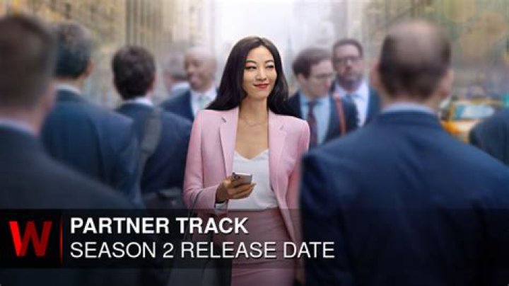 Partner Track. (L to R) Roby Attal as Justin, Alexandra Turshen as Rachel Friedman in episode 101 of Partner Track. Cr. Vanessa Clifton/Netflix &copy; 2022