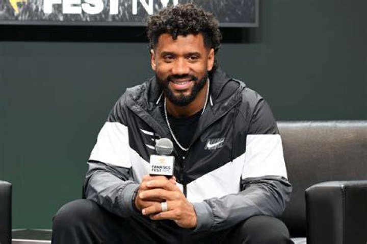 Russell Wilson's ex Ashton Meem has a net worth of $4 million. celebsfortune.com