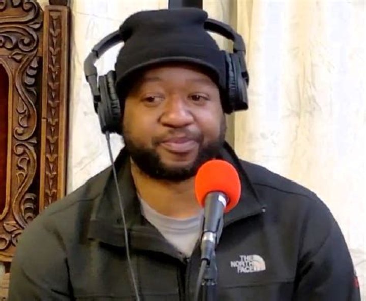 Sherrod Small Bio (Wiki) 