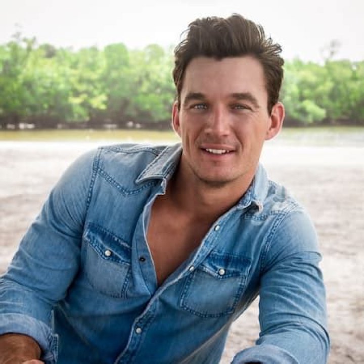 Tyler Cameron Bio (Wiki) 
