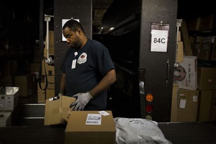 What does a part time supervisor do at UPS?
